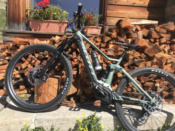 Voilà la bonne pièce : le Scott Strike eRide 910 a adouci mon tour.