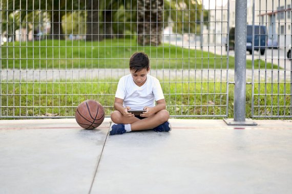 Über 80 Prozent der Kinder und Jugendlichen weltweit bewegen sich laut einer WHO-Studie zu wenig.