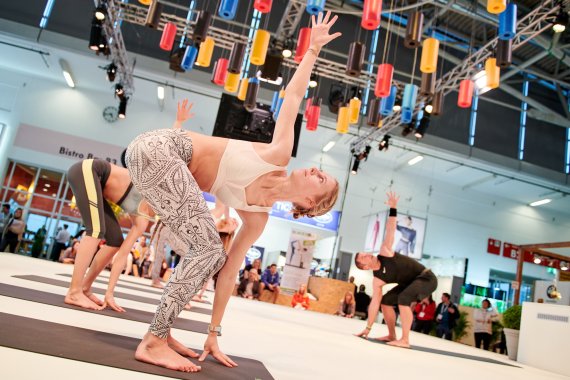Yoga mit Anita Active in der Body & Mind Area auf der ISPO Munich 2020 Yoga mit Anita Active in der Body & Mind Area auf der ISPO Munich 2020
