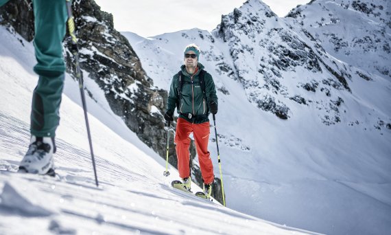 ISPO.com shows the ski touring trends for winter 2020/21.