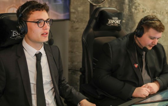 In Zusammenarbeit mit Team FireWall zeigt ISPO die RLCS exklusiv in deutscher Sprache. In Zusammenarbeit mit Team FireWall zeigt ISPO die RLCS exklusiv in deutscher Sprache.