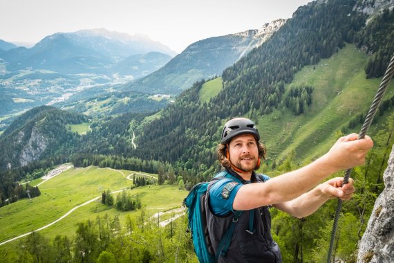 Auch Bergführer wie Hansi Stöckl profitieren beim Restart von digitaler Technik.