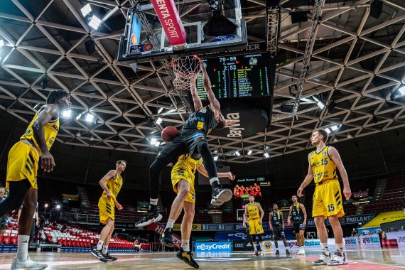 Die deutsche Basketball Bundesliga hat mit einem neu entwickelten Turniermodus ihre Saison trotz Corona beenden können.