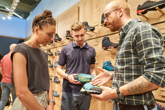 About 8,000 trade visitors saw the innovations of the outdoor branche at OutDoor by ISPO. About 8,000 trade visitors saw the innovations of the outdoor branche at OutDoor by ISPO.