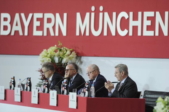 mb-en-imago21967817h The executive board of the FC Bayern