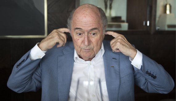 mb-blatter_droht_spnsoren FIFA-Chef Sepp Blatter auf einer Pressekonferenz