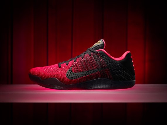 Der Schuh KOBE 11