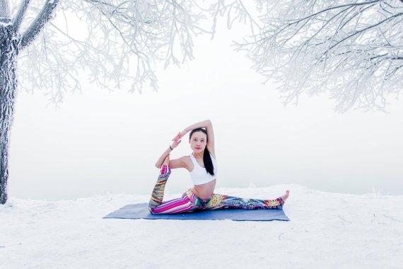 mb-yoga-china-schnee Yoga im Winter: Die Wärme kommt von innen