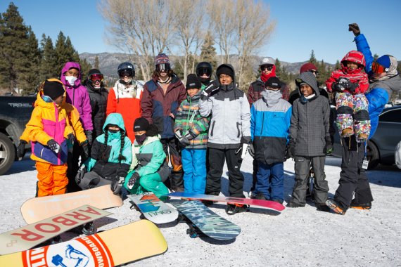 mb-686_compton Kinder des Compton Snow Club