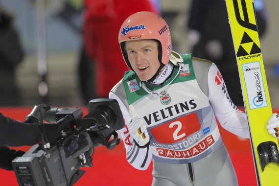 mb-4schanzen-kamera-freund Severin Freund holte 2014 olympisches Gold im Mannschaftswettbewerb von Sotschi