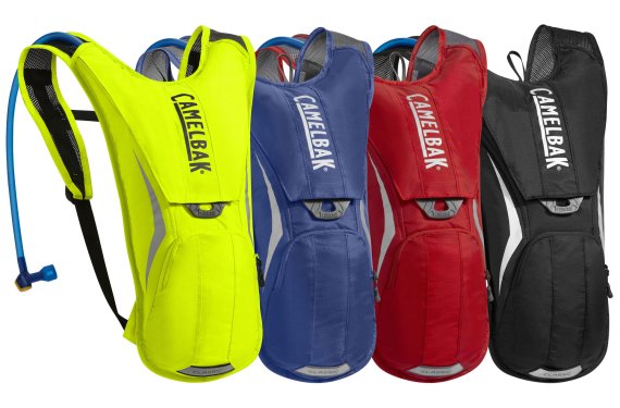 mb-camelbak_ceo Vier Camelbak-Rucksäcke in unterschiedlichen Farben