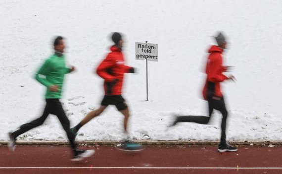 mb-Laufen-im-Winter “There’s no such thing as bad weather, only unsuitable clothing.”