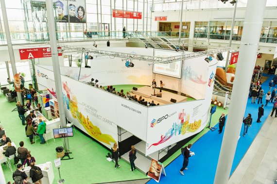 mb-panel_future_retail ISPO MUNICH