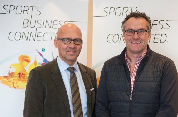 mb-160122-Messe_2015_jf_039 John Jansen und Klaus Dittrich (li.),