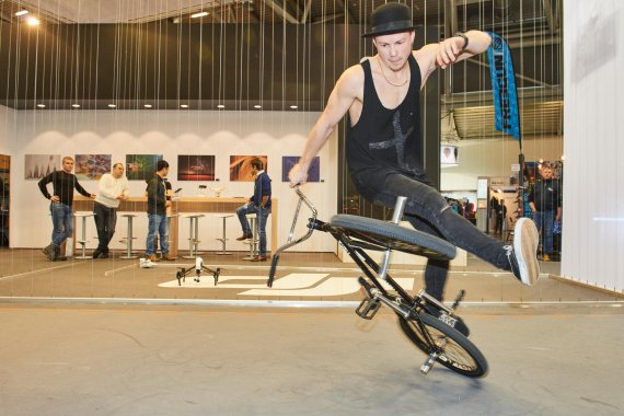 mb-Chris-Boehm-ISPO Chris Böhm performt auf der ISPO MUNICH