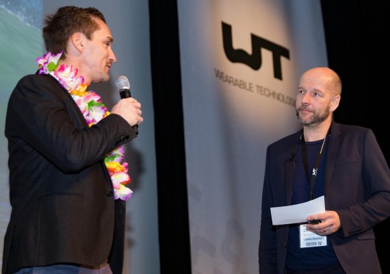 mb-WT-0-Hefter Markus Hefter (Exhibition Group Director ISPO, links) und Christian Stammel (CEO von Wearable Technologies, rechts).