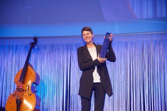 mb-160204-ISPO Munich 2016_jf_4371 Gerlinde Kaltenbrunner wird als Sportpersönlichkeit des Jahres geehrt.