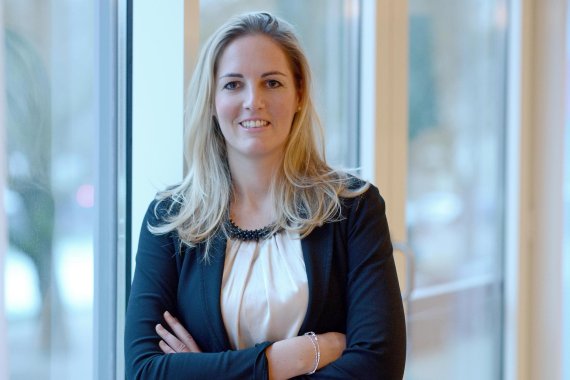 mb-Bild-Elena-Jasper Elena Jasper brings to her role experience of working as a Senior Manager at Siemens AG in Munich, where she was responsible for Communication Projects and Corporate Events.