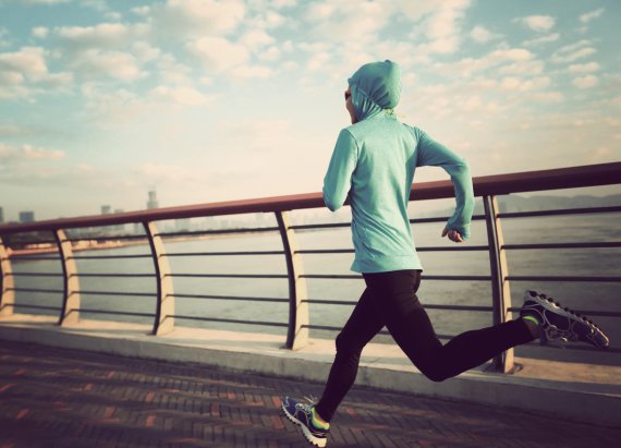 mb-160229-thinkstockphotos-511074216 Outdoor clothing is not only useful when you’re out and about in nature – it is also especially useful in cities.