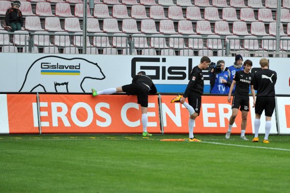 mb-Sandhausen_Eros Bordell-Werbung im Sandhausen-Stadion