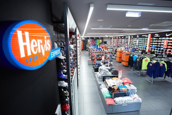 mb-hervis-wien_shop Hervis setzt verstärkt auf kleine kompakte Läden - hier am Wiener Hauptbahnhof