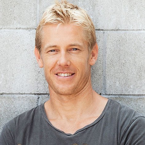 mb-160310-Cameron Justin Cameron legt bei SurfStitch alle Ämter nieder