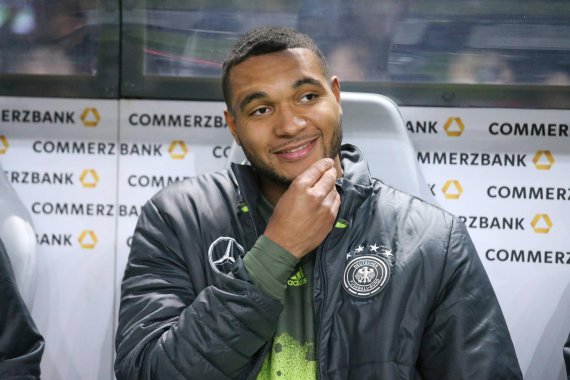 mb-160412-imago23378508h Jonathan Tah was nominated for the DFB team by manager Joachim Löw