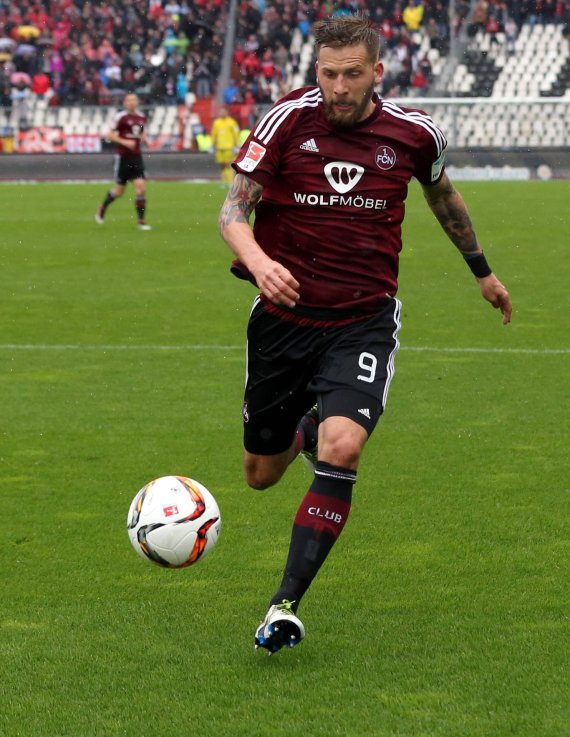 mb-fcn_sponsor „Wolf Möbel“ löste im Sommer 2014 NKD als Hauptsponsor der Nürnberger ab.