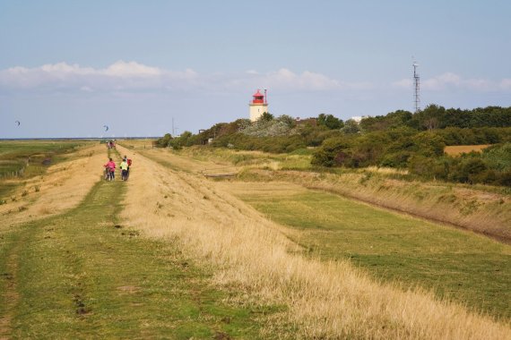mb-160427-ThinkstockPhotos-117285655 Seeluft tanken – Deichtour mit dem Bike auf Fehmarn