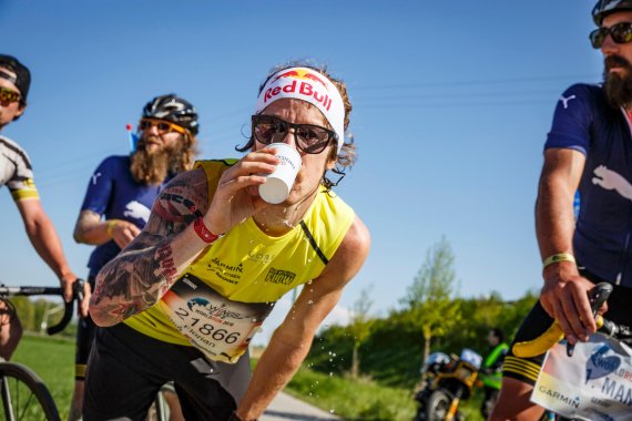 mb-160509-P-20160508-02630_HiRes JPEG 24bit RGB News Florian Neuschwander schaffte beim Wings for Life World Run 2016 63,5 Kilometer.