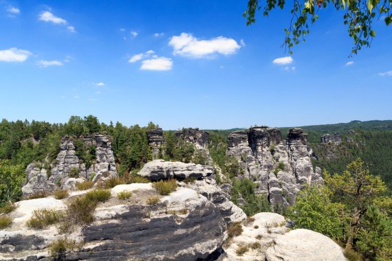 mb-160510-ThinkstockPhotos-491519034 Auch beim Wandern ein großes Abenteuer – die Sächsische Schweiz