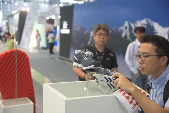 mb-en-running_shanghai The Running market gets a lot of attention in China