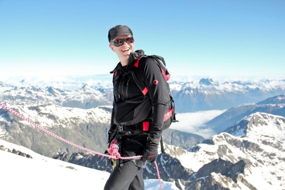 mb-160525-Rolf_Schmid_Piz_Morteratsch Rolf Schmid – here on an alpine tour in 2013 – was CEO of Mammut since 1996.