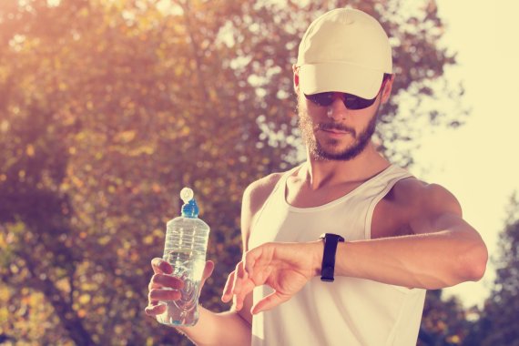 mb-160530-ThinkstockPhotos-466674370 Sport-Fashion – Mann weiß was er will und lässt es sich was kosten.