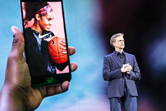 mb-160701-Mark_Parker_at_Innovation_2016_2_original Mark Parker ist seit 2006 CEO bei Nike