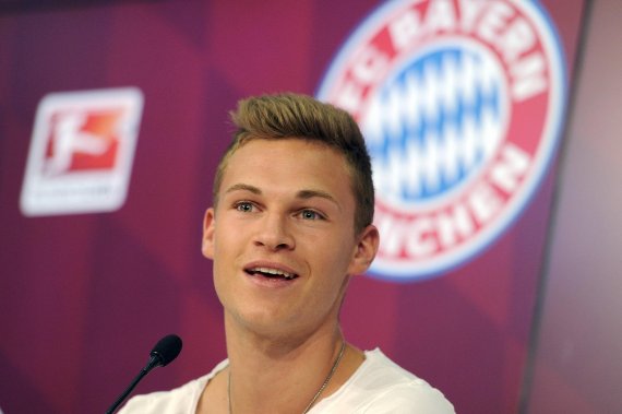 mb-160712-kimmich-fc-bayern-2015 Joshua Kimmich tritt bei seiner ersten Pressekonferenz beim FC Bayern äußerst selbstbewusst auf.