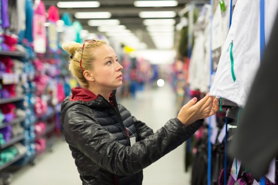 mb-160905-thinkstockphotos-543569996 Does the product range in the store really fit with the seasonal needs of the customer?
