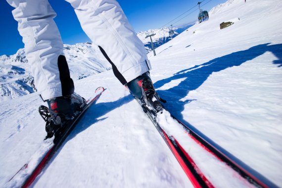 mb-160921-ThinkstockPhotos-485607872 Das Warten hat ein Ende: Countdown zur Skisaison 2016