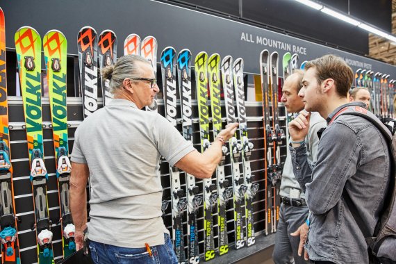mb-161006-ISPO Munich 2016_jf_2232 Völkl produces as innovative ski manufacturer with 400 employees in Straubing, Bavaria.