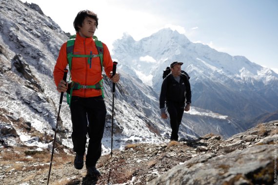 mb-161118-david-lama-expedition-lunag-ri-2 Climbing star David Lama also presented Gore-Tex: here on the Lunag Ri in the Himalayan Mountains.