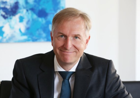 mb-en-161122-Ottmar-Portrait Ottmar Franzen, Managing Director of the market research company Konzept & Markt.