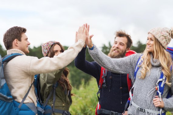 mb-161125-thinkstockphotos-483831524 Teamwork is also important in a sports job: Why you should carefully consider if a job offer fits, too.