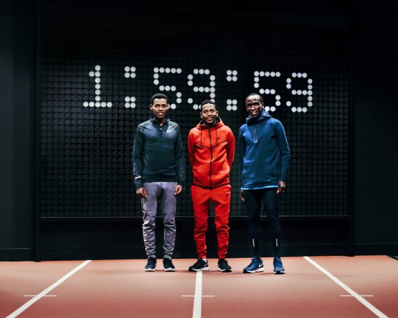 Wollen unter zwei Stunden bleiben: Die Nike-Athleten Lelisa Desisa, Eliud Kipchoge und Zersenay Tadese (v. l.).