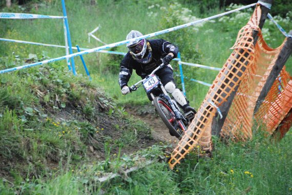 mb-161227-ThinkstockPhotos-126897062 Downhill: Adrenalin-Touren mit dem Mountainbike