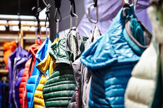 „Worn Wear-Programm“: Die Outdoor-Bekleidung von Patagonia kann in Reparatur-Stationen auf der ganzen Welt repariert werden.