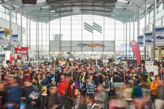 mb-170124-ISPO Munich 2016_jf_2005 Bei der ISPO MUNICH 2016 strömten so viele Besucher wie nie zuvor in die Messehallen in München-Riem.