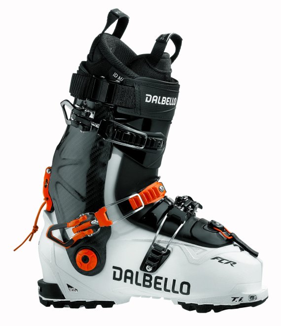 mb-en-Dalbello-Schuh-1 Geared for big mountain chargers: The new LUPO.