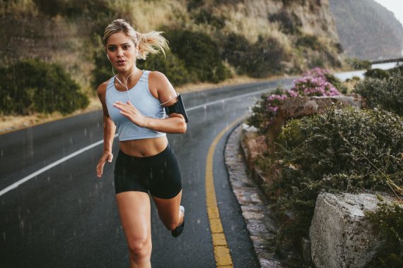 mb-170202-istock-586069446 The future of running is becoming more and more digital.