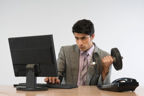 mb-170323-iStock-493090112 Auch während der Arbeit kann man etwas für die Gesundheit tun