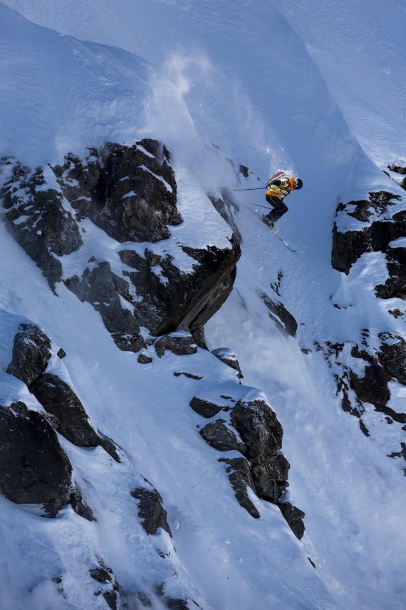 mb-170329-fwt15-verbier-jbernard-7984 Participants of the Freeride World Tour final at the 3223 meter high summit of the Bec in the extremely exposed and rocky slope.